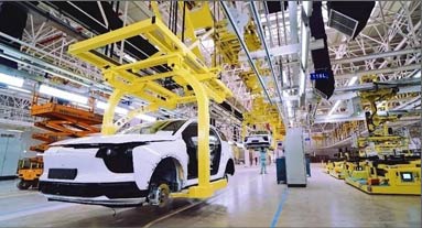 聚氨酯PU發(fā)泡加工機的知識！一起看看